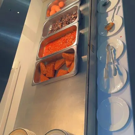 The Longlands 2* 미들즈브러