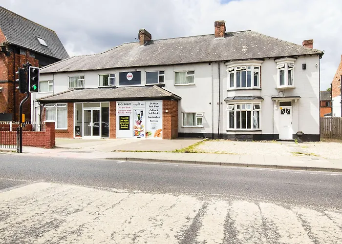 The Longlands 2* Middlesbrough